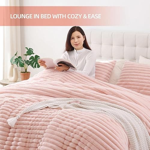 Smoofy Fluffy Full Size Comforter Sets 3 Pieces - Blush Pink Fleece Fluffy Comforter Set, Luxury Fuzzy Full Bed Set, Soft Comforter Full Size All Season, Heavy Faux Fur Comforter with 2 Pillow Cases thumbnail 6