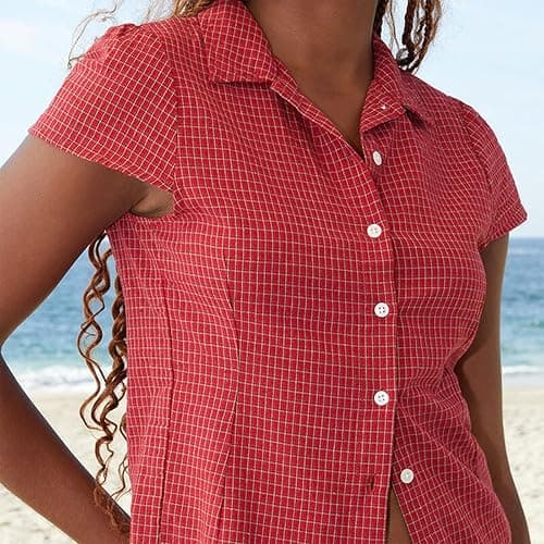Women Short Sleeve Button Up Shirt Y2K Slim Fitted Basic Tees 2025 Summer Trendy Going Out Tops thumbnail 2