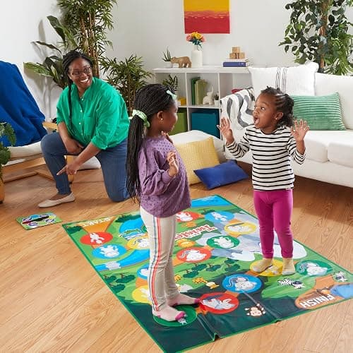 Hasbro Gaming Twister Junior Game, Animal Adventure 2-Sided Mat, 2 Games in 1, Party Game for Kids Ages 3 and Up, Indoor Game for 2-4 Players - Multicoloured thumbnail 9