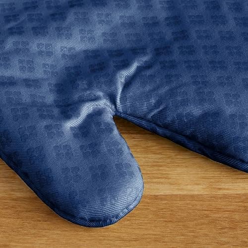 KitchenAid Asteroid Oven Mitt Set, 7"x12.5", Blue Willow, 2 Piece thumbnail 3