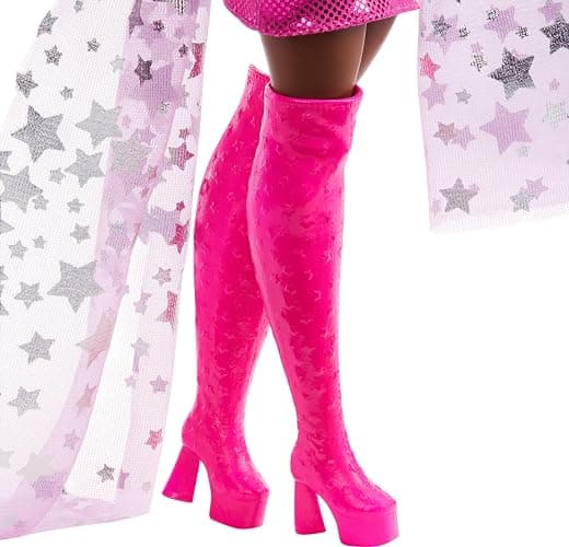 Barbie Careers Career of The Year 2 Dolls & Accessories with Music Star & Tour Manager in Removable Fashions thumbnail 4