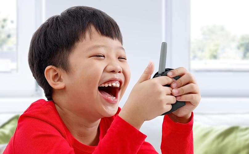 eKids Walkie Talkies for Kids, Static Free and Extended Range, Indoor and Outdoor Toys for Kids (Star Wars) thumbnail 2