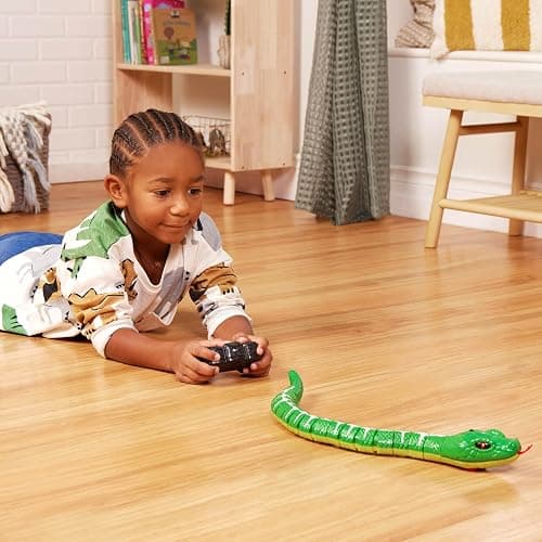 Terra by Battat - RC Emerald Tree Boa Snake Robot with LED Eyes & Realistic Movement - Lifelike Fake Snake Toy with Infrared Controller, Batteries Included - Educational Fun for Kids Ages 6+ thumbnail 3