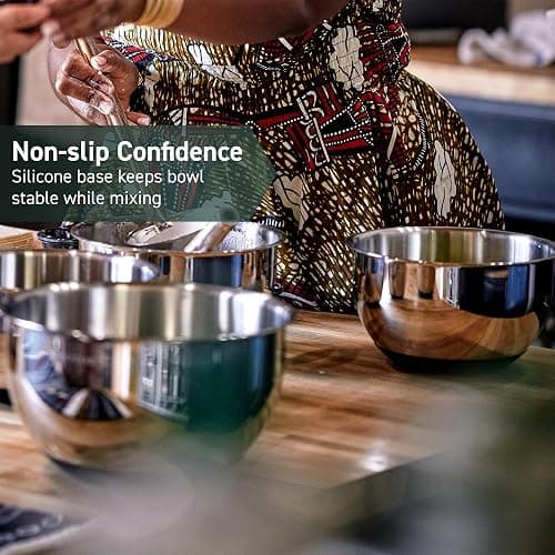 HexClad Stainless Steel Mixing Bowl Set, 3-Piece with Vacuum Seal Lids and Non-Slip Base, 1.3,3 and 5 Quarts thumbnail 4