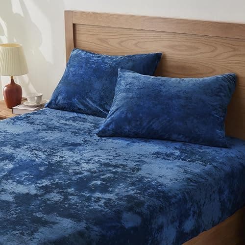 BEDELITE Velvet Fitted Sheet and Pillowcases Set, Luxury Soft Fuzzy Bottom Sheet with Reinforced Elastic Corner Straps, Deep Pocket up to 15 Inch, 1 Fitted Sheet and 2 Pillowcases (Full, Navy Blue) - Image 1