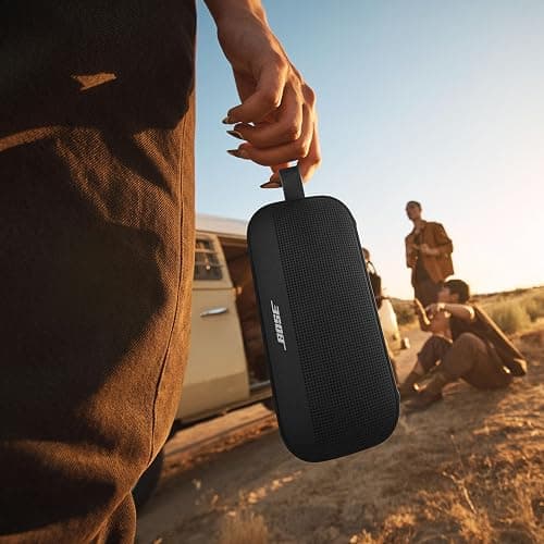 Bose SoundLink Flex Bluetooth Speaker (2nd Gen) - Portable Outdoor Speaker with Hi-Fi Audio, Waterproof and Dustproof, USB-C, Up to 12 Hours Battery Life, Black thumbnail 6
