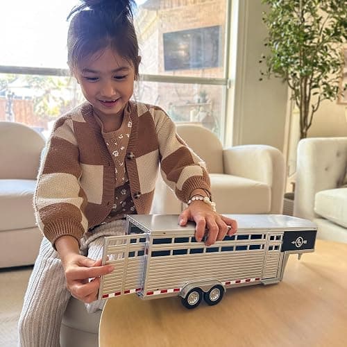 Big Country Toys - Sundowner Horse Trailer with Gooseneck Trailer Hitch for Farm Toys & Toy Trucks with Working Rear and Side Doors 1:20 Scale thumbnail 2