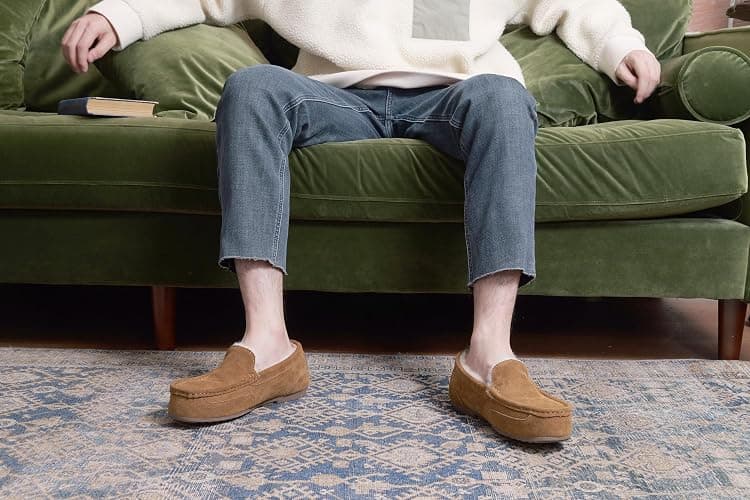 Parfeying Men's Indoor Outdoor Sheepskin Moccasins Slippers Memory Foam Driving Style Shoes thumbnail 2