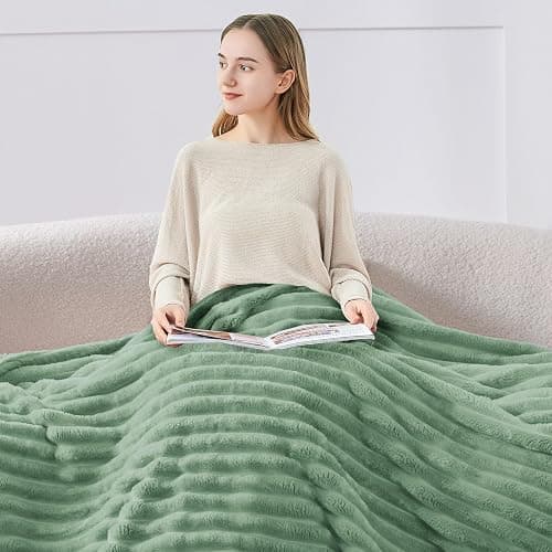 BEDELITE Fleece Throw Blanket thumbnail 3