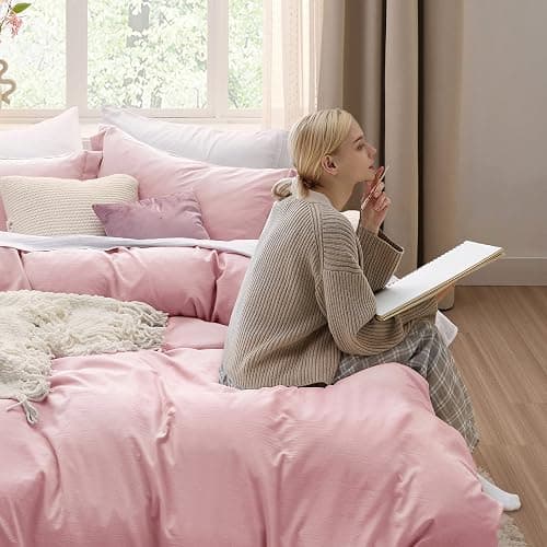 Bedsure Pink Duvet Cover Queen Size - 3 Pieces Prewashed Cotton-Like Extra Soft Bedding Set, Includes 1 Duvet Cover 90x90 Inches with Zipper Closure & 2 Pillow Shams, Comforter Not Included thumbnail 3