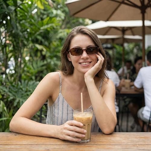 Retro 90s Rectangular Sunglasses for Women, Vintage Trendy Fashion Slim Square Small Frame with UV Protection thumbnail 4