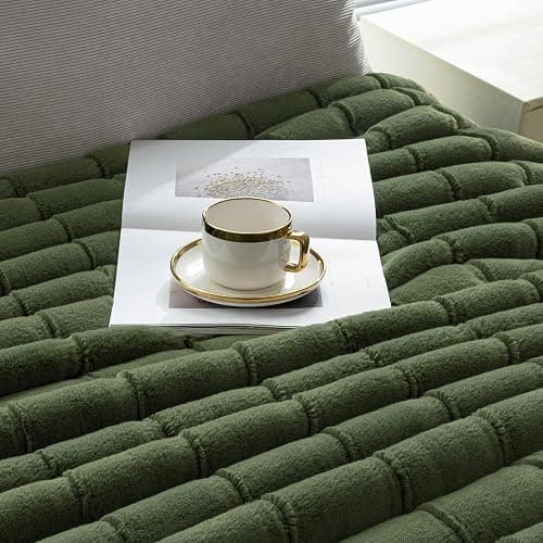 Touchat Faux Fur Blanket Twin Size, Luxury 1000GSM Ultra Thick Warm Rabbit Blanket for Couch Bed Sofa, 3D Checkered Pattern Soft Winter Heavy Minky Blankets for Women Christmas Birthday Gift, Green thumbnail 3