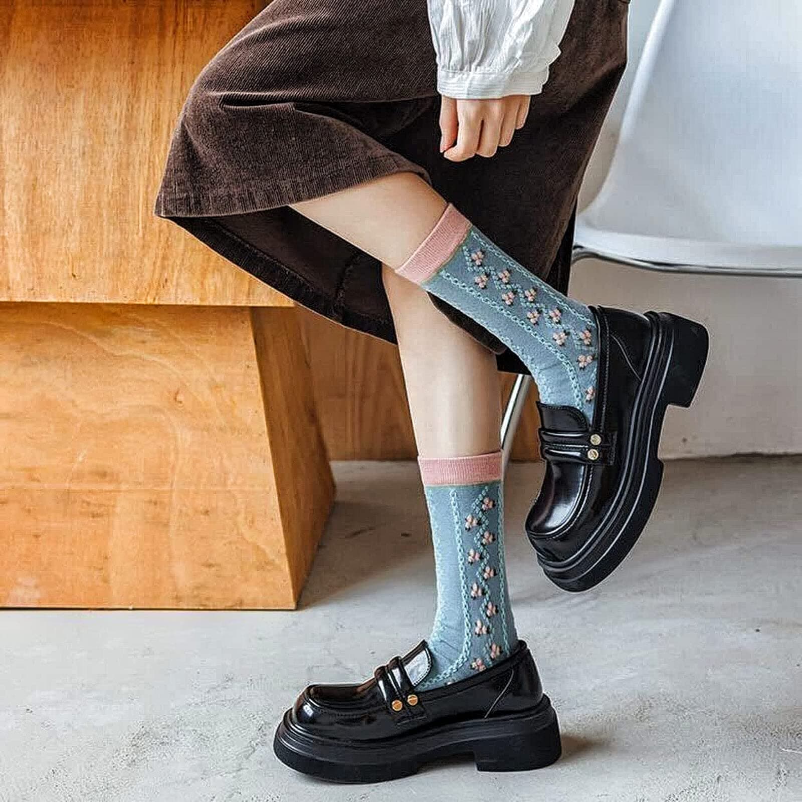 Casual Vintage Floral Cotton Socks for Women 4 Pairs Cute Ruffle Slouch Socks 5-9 for Teen Grils Above Ankle Athletic Socks, Tulip Series(4 Pairs), 5-9 thumbnail 4