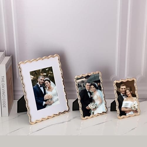 GorYeeFine Gold 4 x 6'' High-End Zinc Alloy Picture Frame with Wave Design - Modern Glamour 6x4'' Pictures Frames for Desktop and Wall Décor thumbnail 5