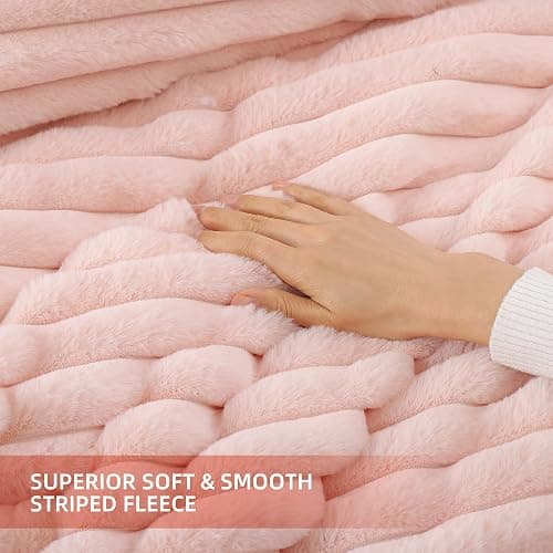 Smoofy Fluffy Full Size Comforter Sets 3 Pieces - Blush Pink Fleece Fluffy Comforter Set, Luxury Fuzzy Full Bed Set, Soft Comforter Full Size All Season, Heavy Faux Fur Comforter with 2 Pillow Cases thumbnail 5