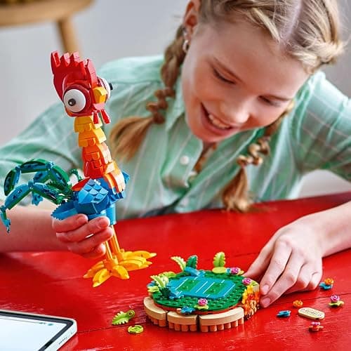 LEGO | Disney Moana 2 Heihei Building Toy - Play and Display Animal Figure with a Rotating Head, Posable Wings & Tail Feathers plus a Stand - Birthday Gift for 9+ Year Old Girls - 43272 thumbnail 2