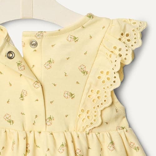 Amazon Essentials x Sofia Grainge Toddlers and Baby Girls' Eyelet Short & Top Set thumbnail 4