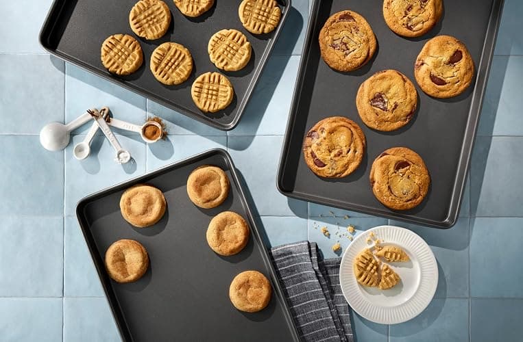 GoodCook Everyday Nonstick Baking Sheet Set, 3 Pack Includes Small (13×9) Medium (15×1) and Large (17×11) Pans Carbon Steel Construction Cookie Sheets Bakeware Set, Gray thumbnail 5