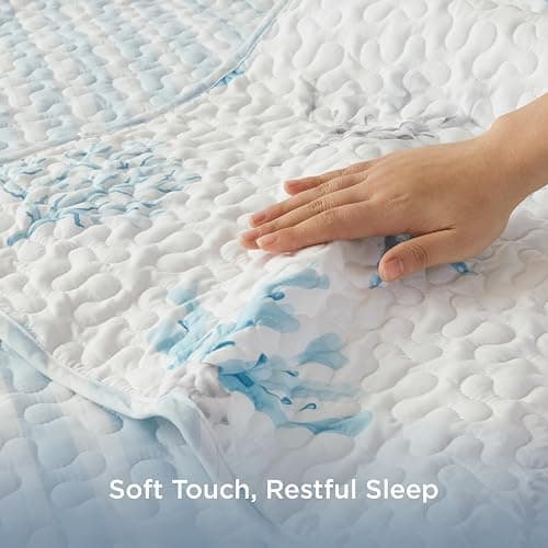 Bedsure Coastal Bedding Quilts Queen Size - Lightweight Summer Comforter Queen Size, Reversible Beach Bedding Nautical Bedspread, Soft Microfiber Blue & White Coverlet for All-Season(90"x96") thumbnail 3