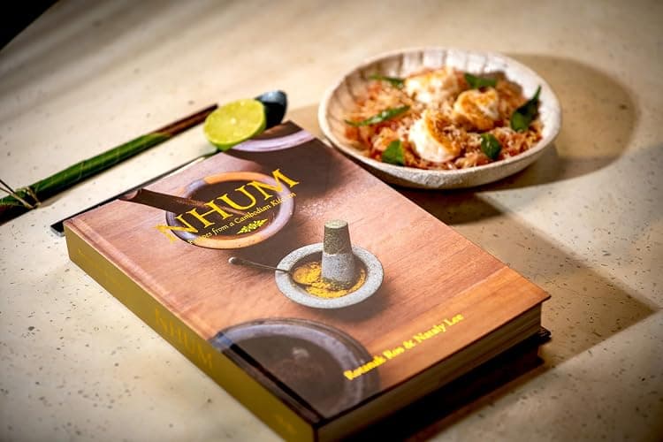 NHUM - Recipes from a Cambodian Home Kitchen thumbnail 4