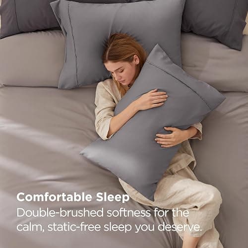 Bedsure Queen Pillow Cases Set of 2 - Silver Grey Brushed Microfiber Pillowcase 2 Pack, Super Soft and Cozy Pillow Case Covers with Envelope Closure, Wrinkle, Fade and Stain Resistant, 20x30 Inches thumbnail 4