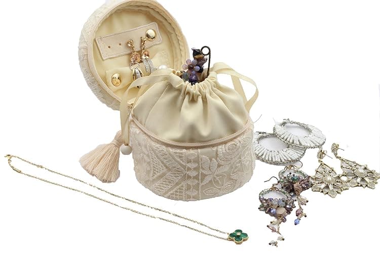 Camelia Women's High End Round Lace Jewelry Case Jewelry Travel Organizer Bag Jewelry Purse Pouch (Light Blue) thumbnail 4