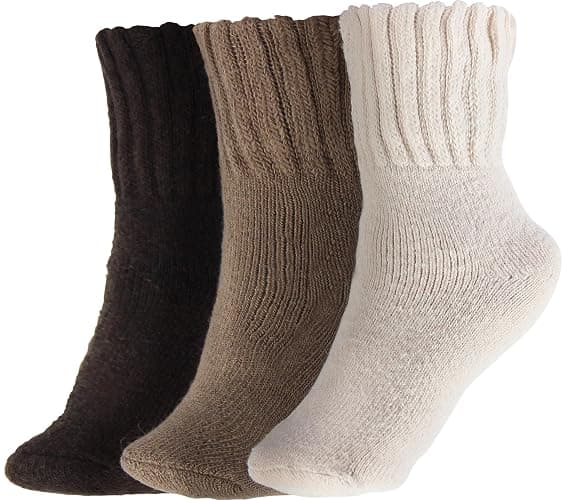 BenSorts Women's Winter Boots Socks Thick Warm Cozy Crew Socks Solid Color Gifts - Image 1