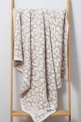 CREVENT 50‘’X60‘’ Ultra Soft and Plush Reversible Microfiber Throw Blanket for Couch Sofa and Bed (Leopard Beige) thumbnail 4