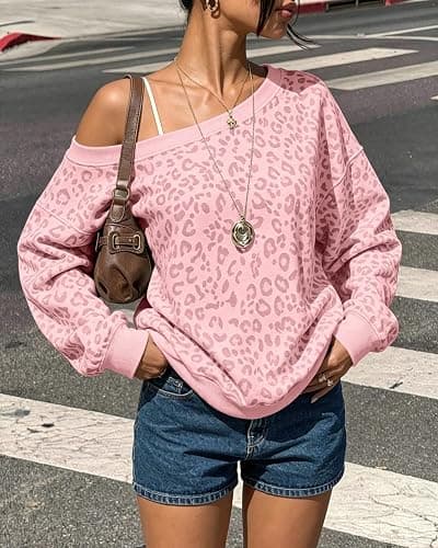 BAIGRAM Women Oversized Leopard Print Fleece One Shoulder Sweatshirt Cute Y2K Grunge Drop Shoulder Pullover Fall Outfits thumbnail 2