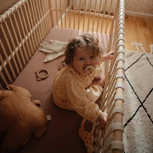 mushie Extra Soft Muslin Fitted Crib Sheet | 192 Thread Count | 28"x 52"(Natural) thumbnail 2
