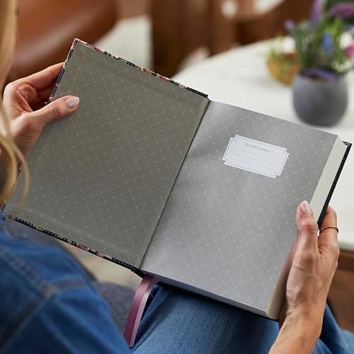 NKJV, Journal the Word Bible, Cloth over Board, Blue Floral, Red Letter, Comfort Print: Reflect, Journal, or Create Art Next to Your Favorite Verses thumbnail 3