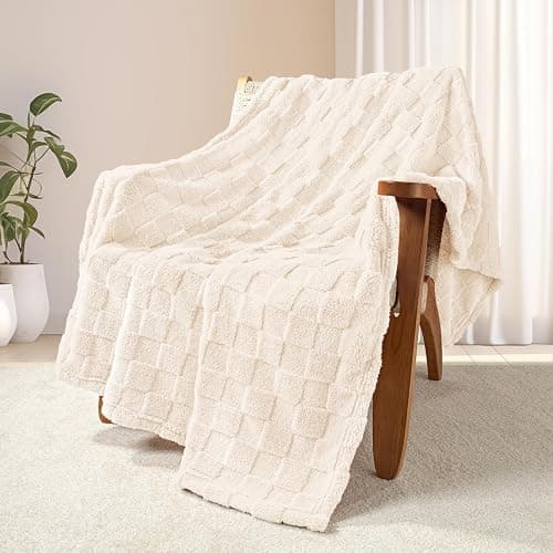 Exclusivo Mezcla Fleece Throw Blanket for Couch,Super Soft and Warm Lightweight Checkered Pattern Blankets for All Seasons, 50x60 Inches, Ivory thumbnail 3