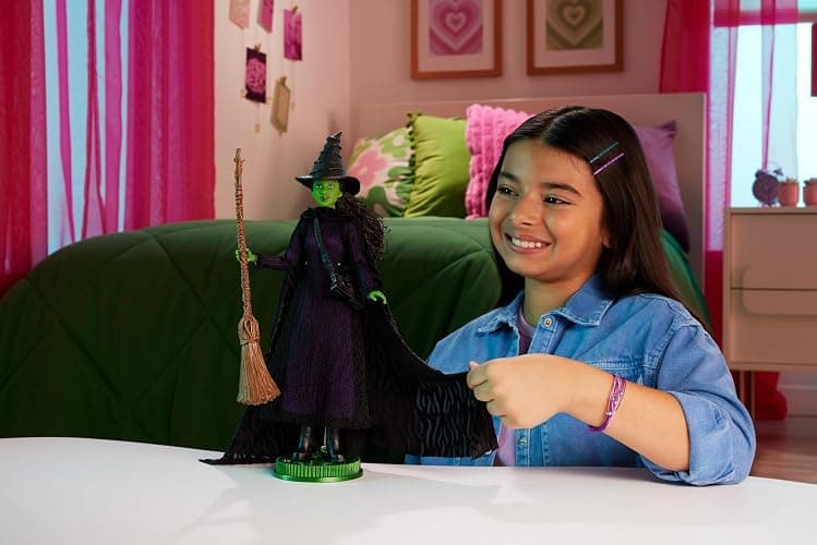 Mattel Universal Wicked Deluxe Elphaba Fashion Doll & Accessories, Movie-Inspired Look with Braided Hair & Posability thumbnail 2