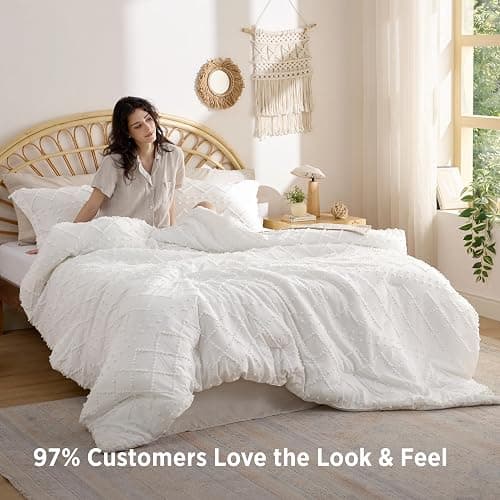 Bedsure Full Comforter Set - White Comforter, Boho Tufted Distressed Vintage Bedding for Kids, 3 Pieces Farmhouse-Style Bed Set for All Seasons, Fluffy Soft Bedding with 2 Pillow Shams thumbnail 2