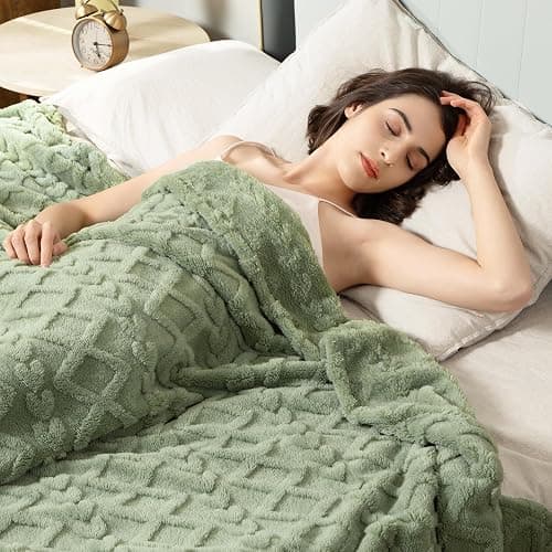 Aganear Flannel Throw Blanket - Cozy Soft Lightweight Fuzzy Blanket for Women Portable Throw Blankets for Couch, Warm Present for Birthday, Christmas, Halloween, Housewarming(50"x60", Sage Green) thumbnail 4