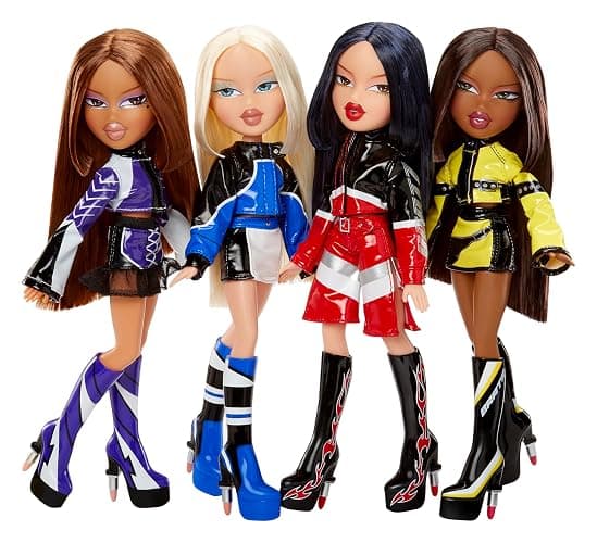 Bratz Scorchin' Yasmin Fashion Doll with Accessories thumbnail 6