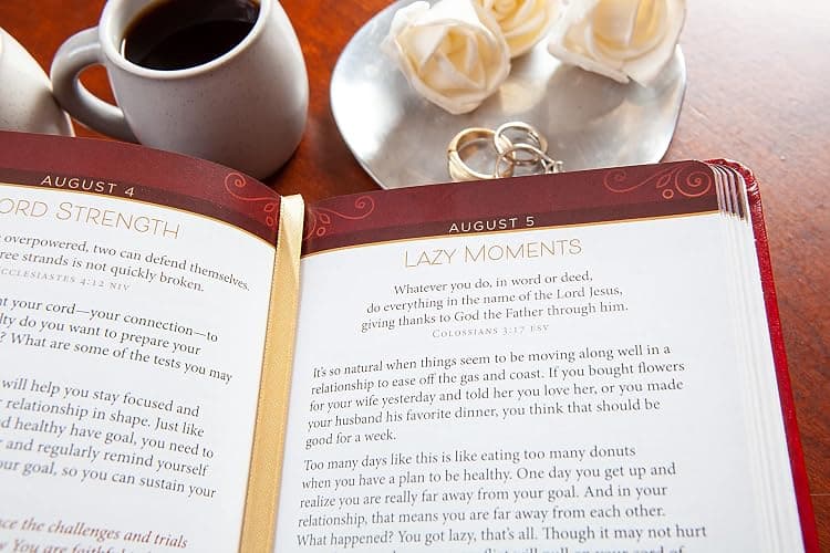 Keep Your Love On: 365 Daily Devotions for Couples thumbnail 5