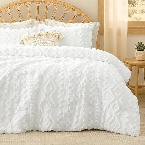 Amélie Home Boho Comforter Set Queen Size, 3 Piece White Boho Bedding Set, Rustic Farmhouse Luxury Gift for Women Home Decor, Soft Cozy Diamond Comforter for All Seasons - Image 1