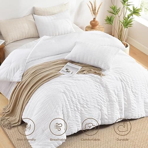 AveLom Seersucker White Comforter Set Full, 3 Pieces- 100% Soft Washed Microfiber Lightweight Comforter with 2 Pillowcases, All Season Down Alternative Bedding Set (80x90 inches) thumbnail 3