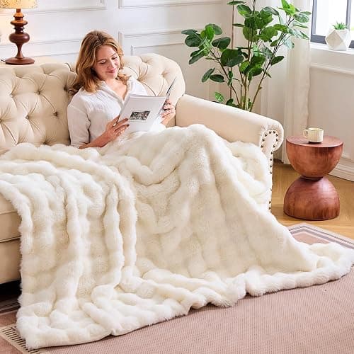 Wajade Luxury Fluffy Rabbit Fur Throw Blanket Super Soft Bubble Faux Fur Blanket Warm Fuzzy Large Blanket for Bed Couch Car Cozy,White 127x153CM thumbnail 2