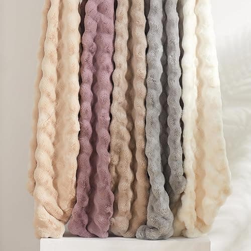 The Malibu Blanket - LuxeComfort Faux Fur Bubble Blanket 60"x70" Pebble Grey - Luxuriously Soft, Elegant, Reversible Design, Home Décor, Picnics, and Travel (Pebble Grey, Oversized Throw 60x70) thumbnail 9