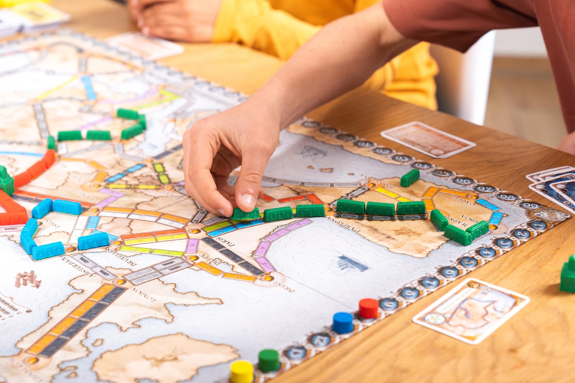 Days Of Wonder DO7202 Ticket to Ride Europe Board Game, Blue thumbnail 7