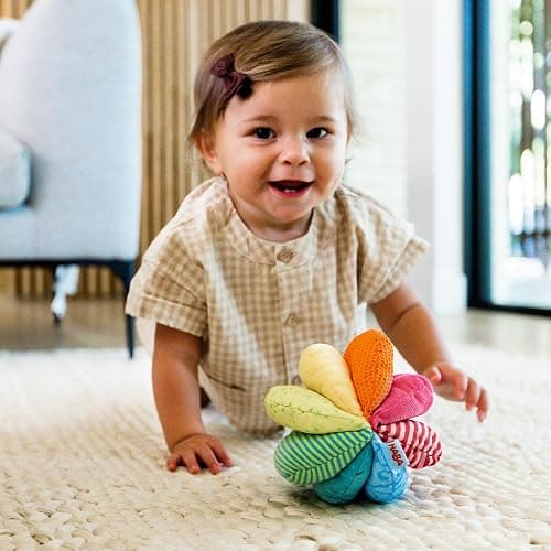 HABA Baby Balls - Machine Washable Baby Sensory Toys - Ideal Baby Toy for Teething, Tummy Time Toys for Ages 6 Months & up thumbnail 7