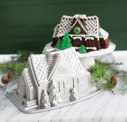 Nordic Ware Gingerbread House Bundt Pan thumbnail 4