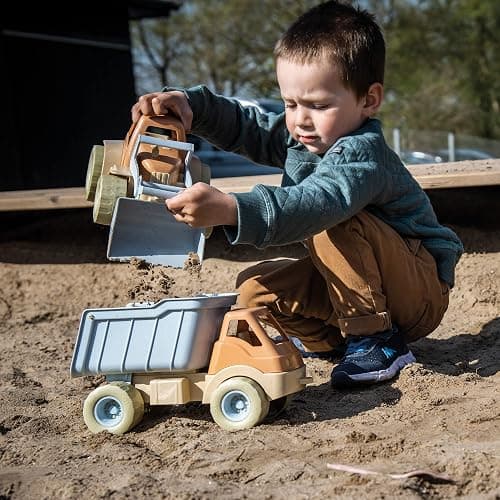Dantoys BIO Kids’ Big Dump Truck, Green Sugarcane Bioplastic Toy, Indoor & Outdoor Play, Safe Rounded Edges, Role Play, Sensory Exploration with Sand & Water, Motor Skills, Made in Denmark, Ages 2+ thumbnail 4