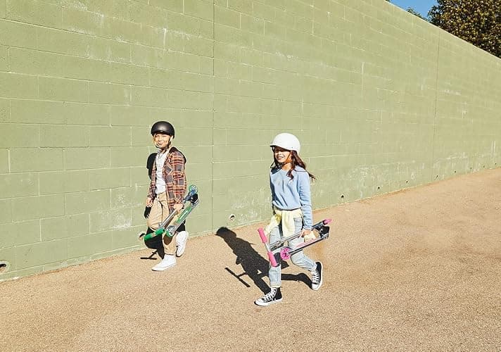 Razor A Kick Scooter for Kids - Lightweight, Foldable, Aluminum Frame, and Adjustable Handlebars thumbnail 10