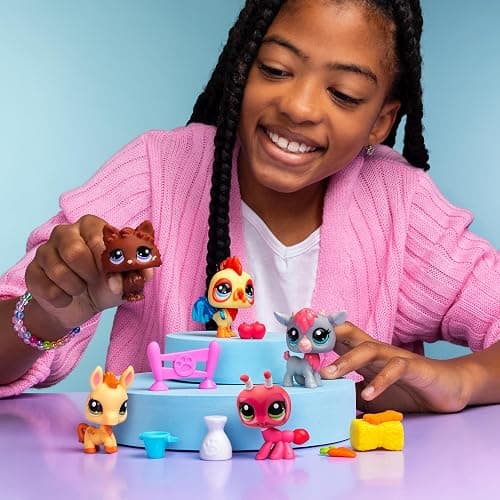 Littlest Pet Shop Farm Besties Collector Set - Gen 7 Bobble Head Pets #56-60, Imagination Toy for Kids 4+ thumbnail 6