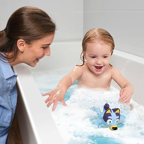 Toomies Bluey Bath Toys - Bluey's Family Pourers - Water Pouring Bluey Figures Including Chilli, Bandit, Bingo, and Bluey - Nesting and Stacking Cups for Bath Time - 4 Count - Ages 18 Months and Up - Family Pourers thumbnail 5