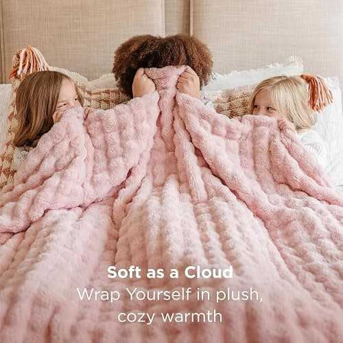 Bedsure 3D Fleece Bubble Blanket - Pink King Cute Blanket for Bed Sofa Girls Room Decor - Luxury Soft Cozy Spring Birthday Gifts for Women Girls, Lightweight, Light Pink, 108"×90" thumbnail 4