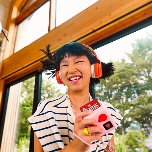 YOTO Kpop Demon Hunters - Kids Audiobook Card for Use with Player & Mini All–in–1 Audio Player, Educational & Screen-Free Listening with Fun Singalong Music for Playtime Parties & Travel, Ages 5+ thumbnail 4